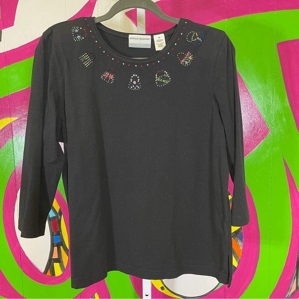 Alfred Dunner Petite, Beaded 3/4 Sleeve Shirt. Size PM. Excellent condition!